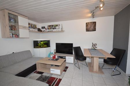 Ideale Single-Wohnung: 2 Zimmer, Küche, Bad, Balkon in Neumarkt - Foto 3