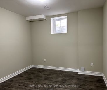 Property For Lease | E7303436 - Photo 6