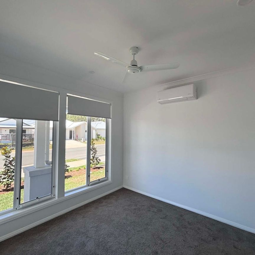 NEW BUILD FAMILY HOME - Photo 1