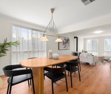 Family Entertainer in Premium Location | Walk to Metro - Photo 4