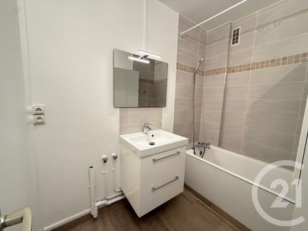 Location Appartement 3 pièces 64m² GIF SUR YVETTE 91190 - Photo 2