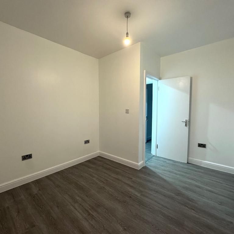 4 bedroom house to rent - Photo 1