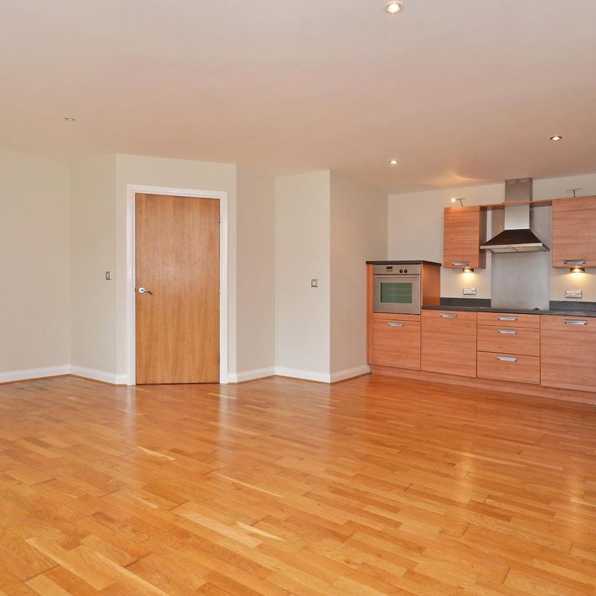 2 bedroom apartment to rent - Photo 1