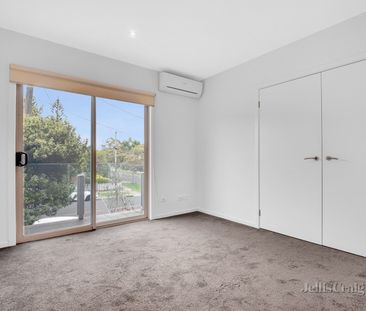 8/4a Duggan Street, Brunswick West - Photo 3