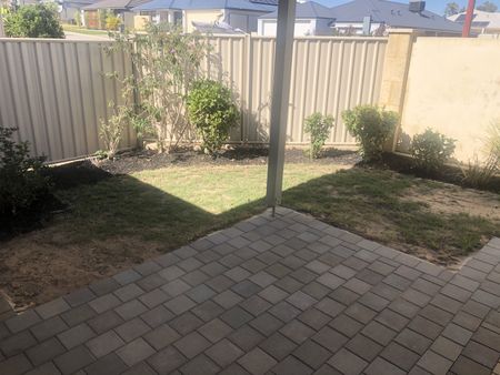 289 Pebble Beach Boulevard, Meadow Springs WA 6210 - House For Rent | Domain - Photo 3