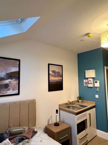 Fitzhamon Embankment, Cardiff - Photo 5