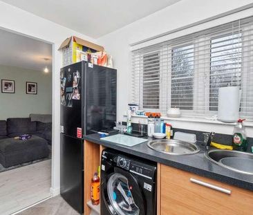 Lingwell Park, Widnes, WA8 - Photo 6