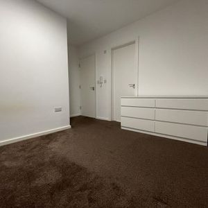 1 bedroom bedsit to rent - Photo 2