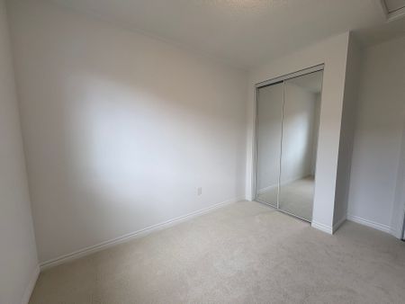 For Lease - 1368 Copley Court, Milton, Ontario - Photo 4