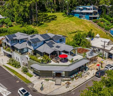 Luxury Bayside Living - Photo 1