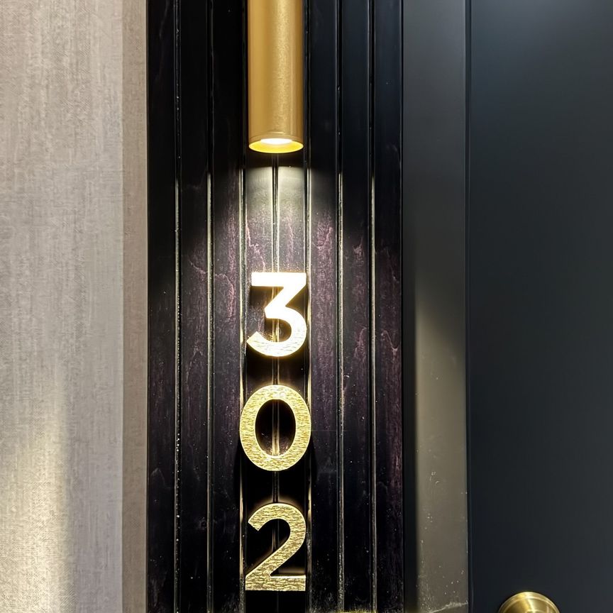 For Lease - 5 Lakeview Avenue Unit# 302, Toronto, Ontario - Photo 1