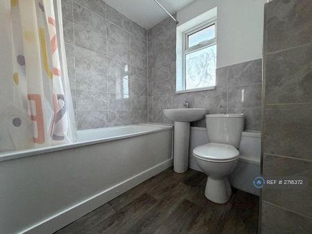 1 bedroom semi-detached house to rent - Photo 4