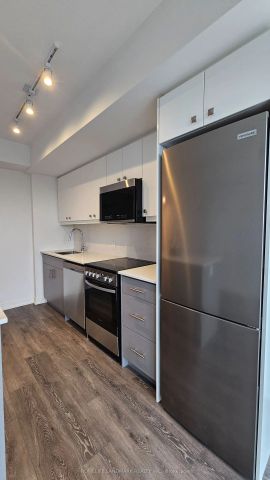 2 MANDERLEY Drive #608 - Photo 3