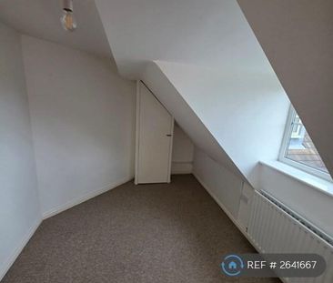 2 bedroom flat to rent - Photo 6