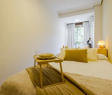 Room in a shared 7-bedroom apartment for rent in Casa de Campo. - Photo 6