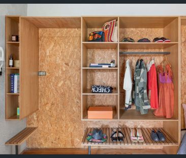 Furnished sunlit home in quiet cul-de-sac - Photo 5