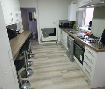 4 bedroom house to rent - Photo 4