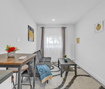 For Lease - 306 FOCH Unit# BACK UNIT, Windsor, Ontario - Photo 3