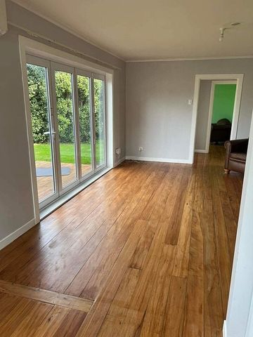 Tidy 3BR Home with Large Section - Photo 5