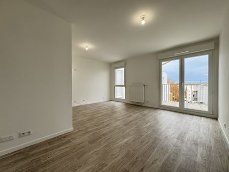 À louer – Appartement 3 pièces avec bureau et deux balcons - Photo 3