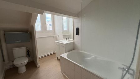 Location Appartement 2 pièces 43m² CLERMONT FERRAND 63000 - Photo 2