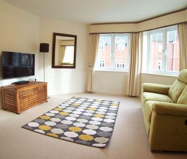 2 bedroom flat to rent - Photo 3