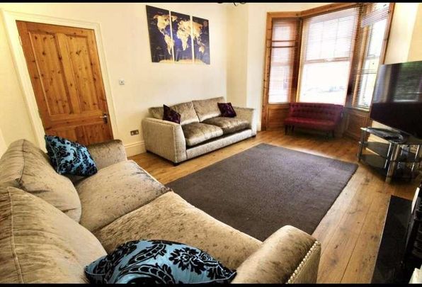 Buston Terrace, Newcastle Upon Tyne, NE2 - Photo 1