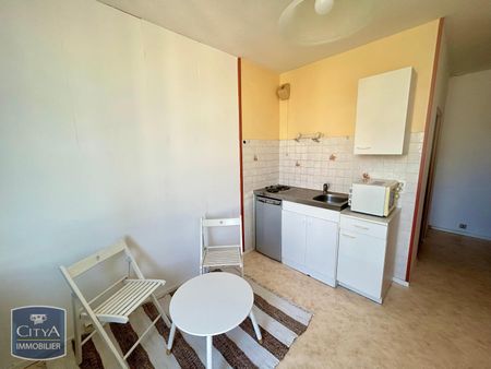 Location Appartement 1 pièce 19m² LE MANS 72000 - Photo 3