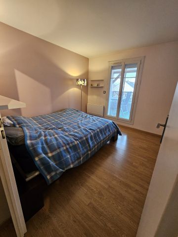 Location Appartement 3 pièces 54m² CARRIERES SOUS POISSY 78955 - Photo 3