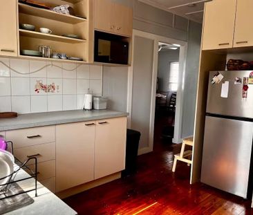 Upper Mount Gravatt - Photo 5