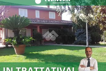 Villa singola in affitto