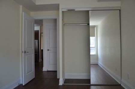 For Lease - 1 Old Mill Drive Unit# 124, Toronto, Ontario - Photo 2