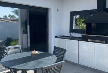 3 bedroom luxury Villa for rent in San Pedro de Alcántara, Andalusia