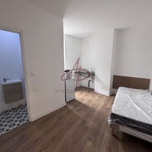 Location Appartement 1 pièce 15m² ROUBAIX 59100 - Photo 2