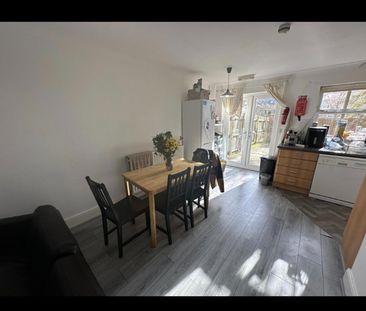 Room in a Shared House, Denison Road, M14 - Photo 5