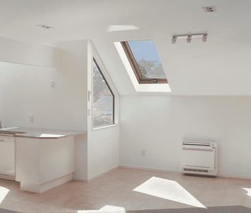 Modern Townhouse Within The Four Aves - Photo 5