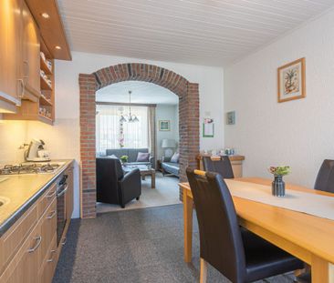 SCHITTERENDE RUIME BOVENWONING IN KERKRADE - Photo 4