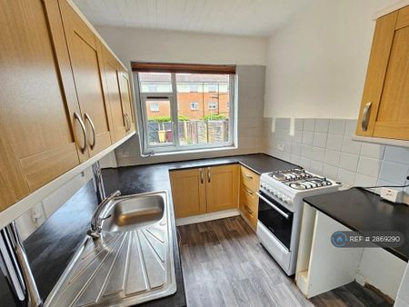2 bedroom terraced house to rent - Photo 5