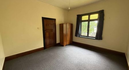 Three Bedroom Home - Photo 3