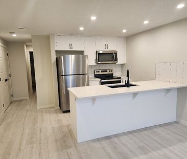 420 - 260 Rowley Way Northwest, Calgary - Photo 6