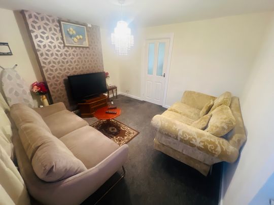1 bedroom property to rent Birkhouse Lane, Paddock, HD1 - Photo 1