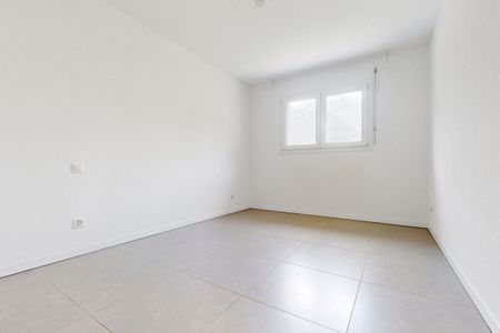 Ampio 3.5 locali a Cresciano - Photo 4