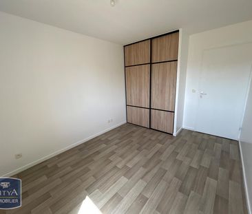 Location Appartement 2 pièces 45m² LISIEUX 14100 - Photo 3