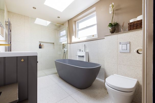 Malden Road, Kentish Town, London, NW5 - Photo 1