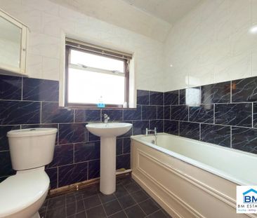 3 bedroom semi-detached house to rent - Photo 6