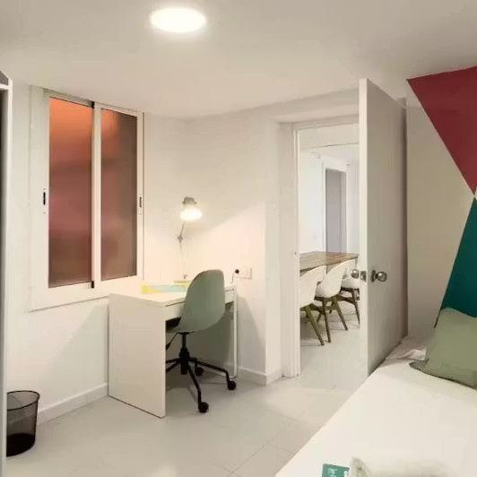 Carrer de Ferran, Barcelona, Catalonia 08002 - Foto 1