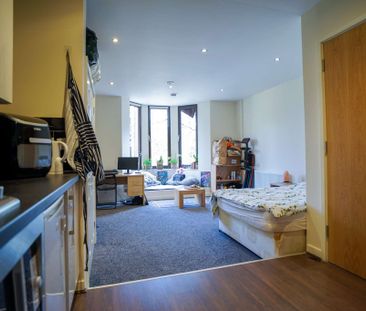 Flat 4, Gladstone Buildings, 1 St James Row, S1 2EU - Photo 6