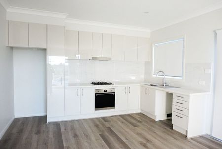 Modern 1-Bedroom Granny Flat in a Prime Location - Photo 4