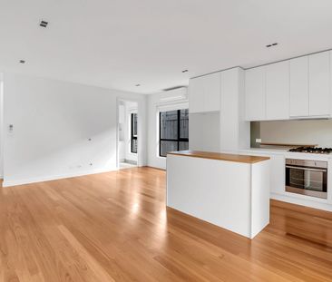 Beautiful townhouse in the heart of Preston - Photo 4