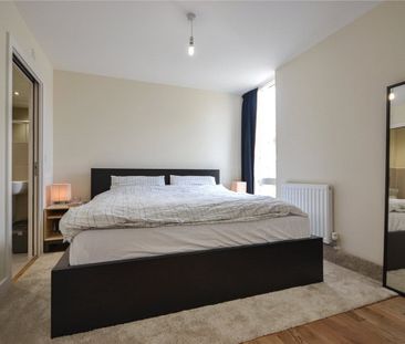 Modern 1 bedroom duplex apartment at this small scheme formally kno... - Photo 4